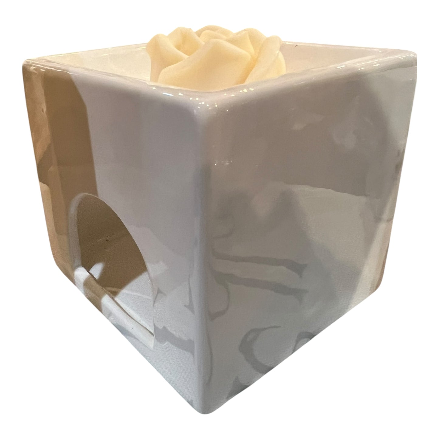 Country Cottage Wax Melt Burner and Wax Melts with Botanicals